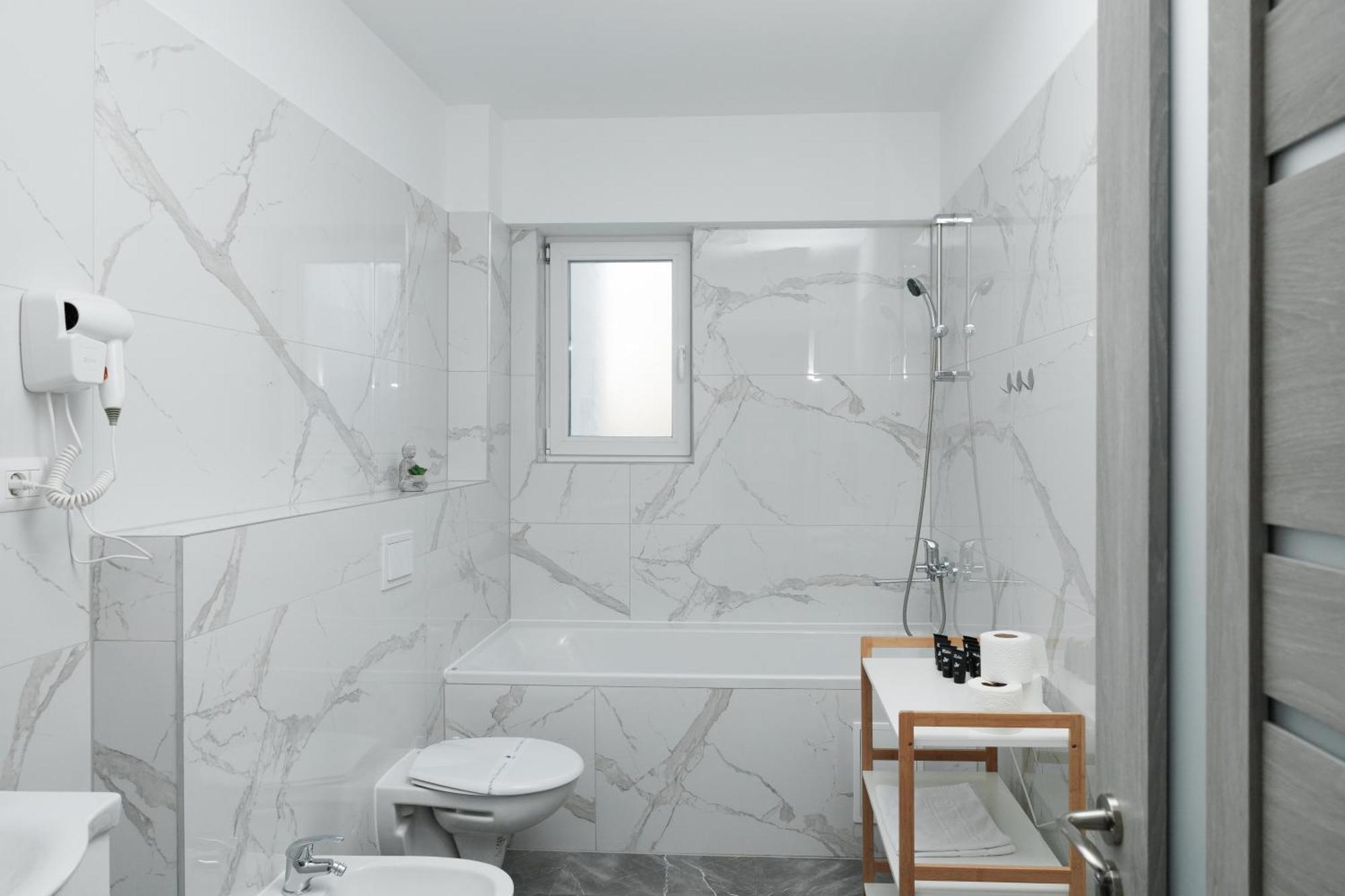Cozy Aparthotel K Suceava Dış mekan fotoğraf